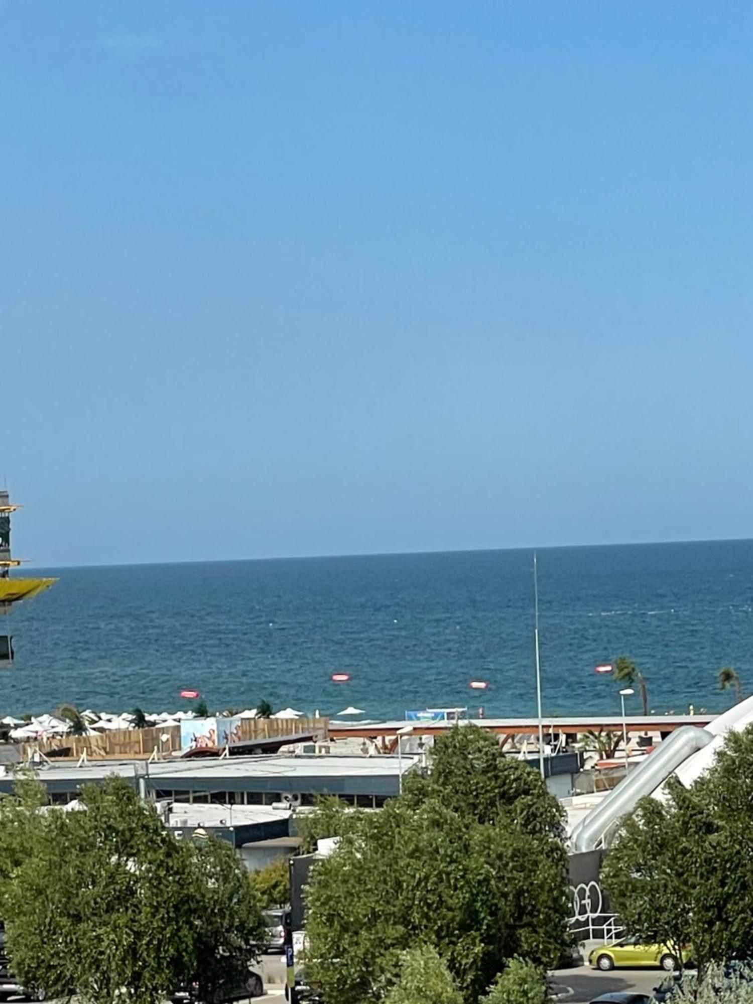 Apartament Summerland Crazy Beach Mamaia Buitenkant foto
